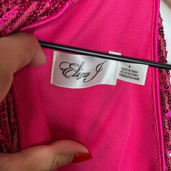 Eliza J Sequin Mock Neck Cocktail Dress - Picture 6 of 8